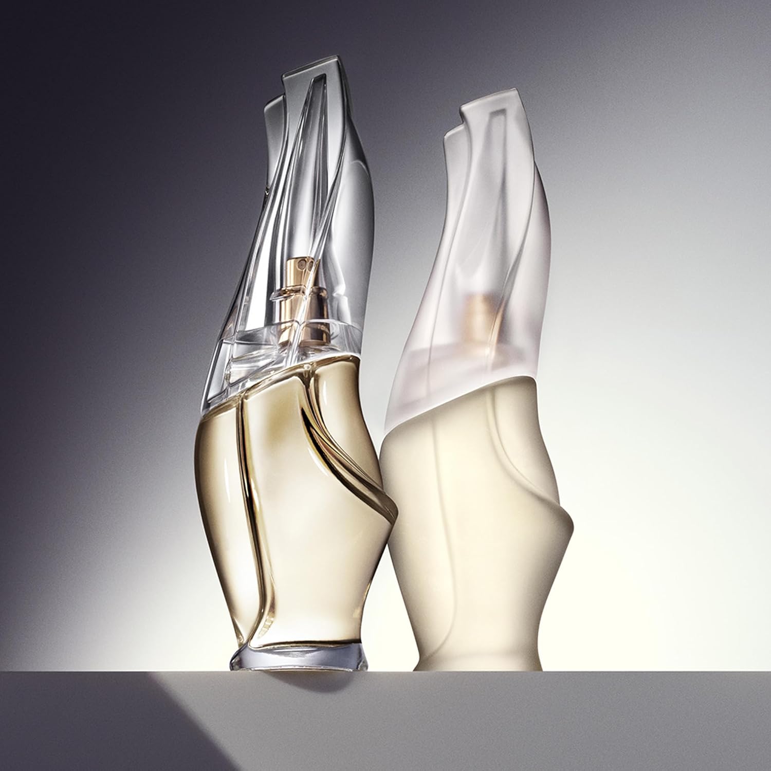 Donna Karan Cashmere Mist Eau de Parfum - Image 9