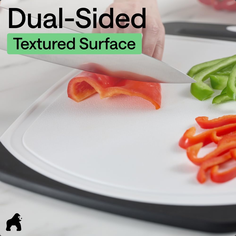 GORILLA GRIP BPA-Free Reversible Kitchen Cutting Board Set of 3, US Designed, Nonporous, Juice Grooves Catch Liquid, Slip Resistant Border, Dishwasher Safe, Durable Large Food Chopping Boards, Black - Image 6