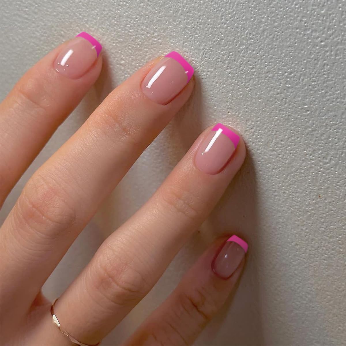 Short Press on Nails Square Rose Pink French Fake Nails Press ons Acrylic False Nails Glue on Nails Reusable Nail Tips Kit Glossy Full Cover Stick on Nails for Women Girls Nail Supplies 24Pcs
