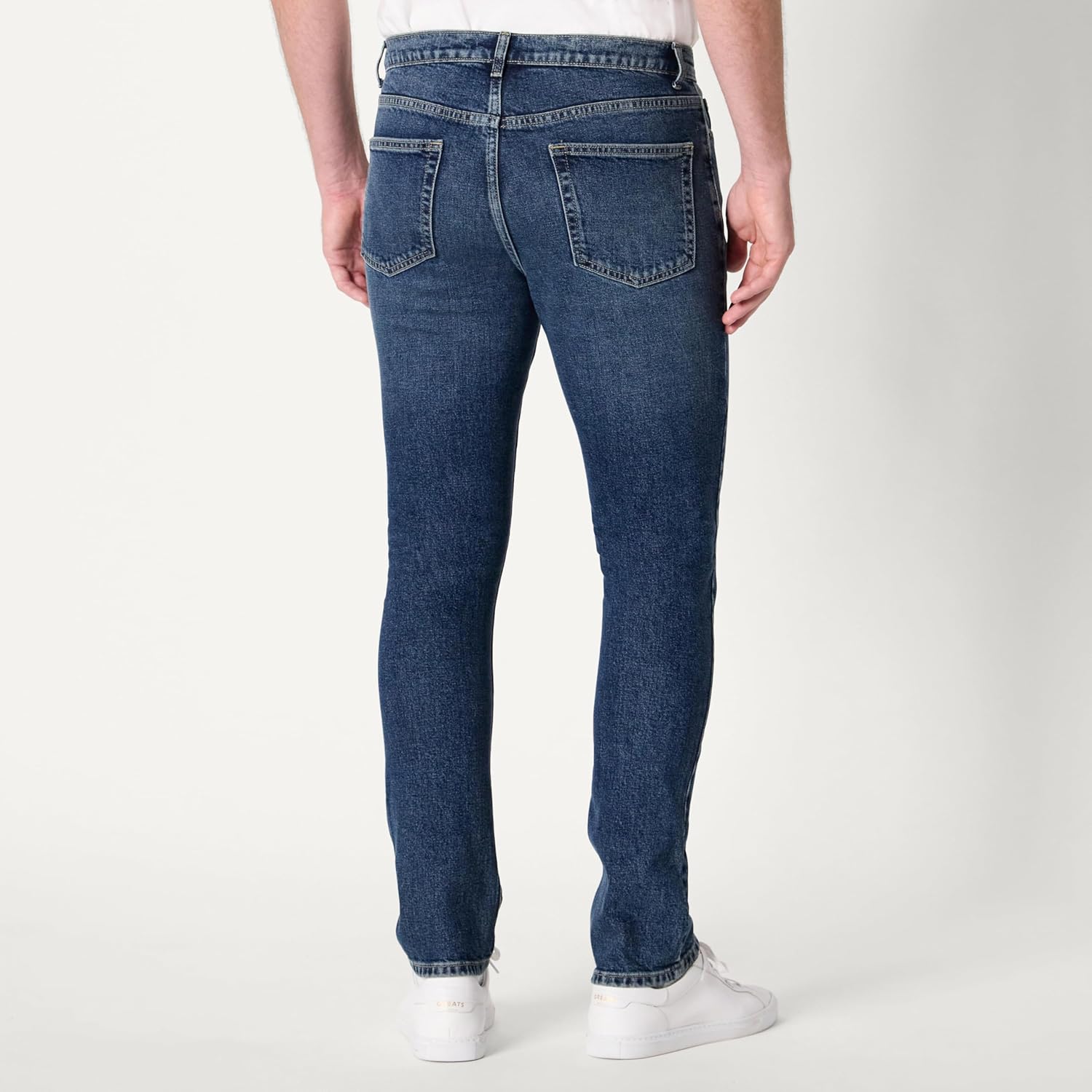 Amazon Essentials Men's Slim-Fit Jeans - Image 2
