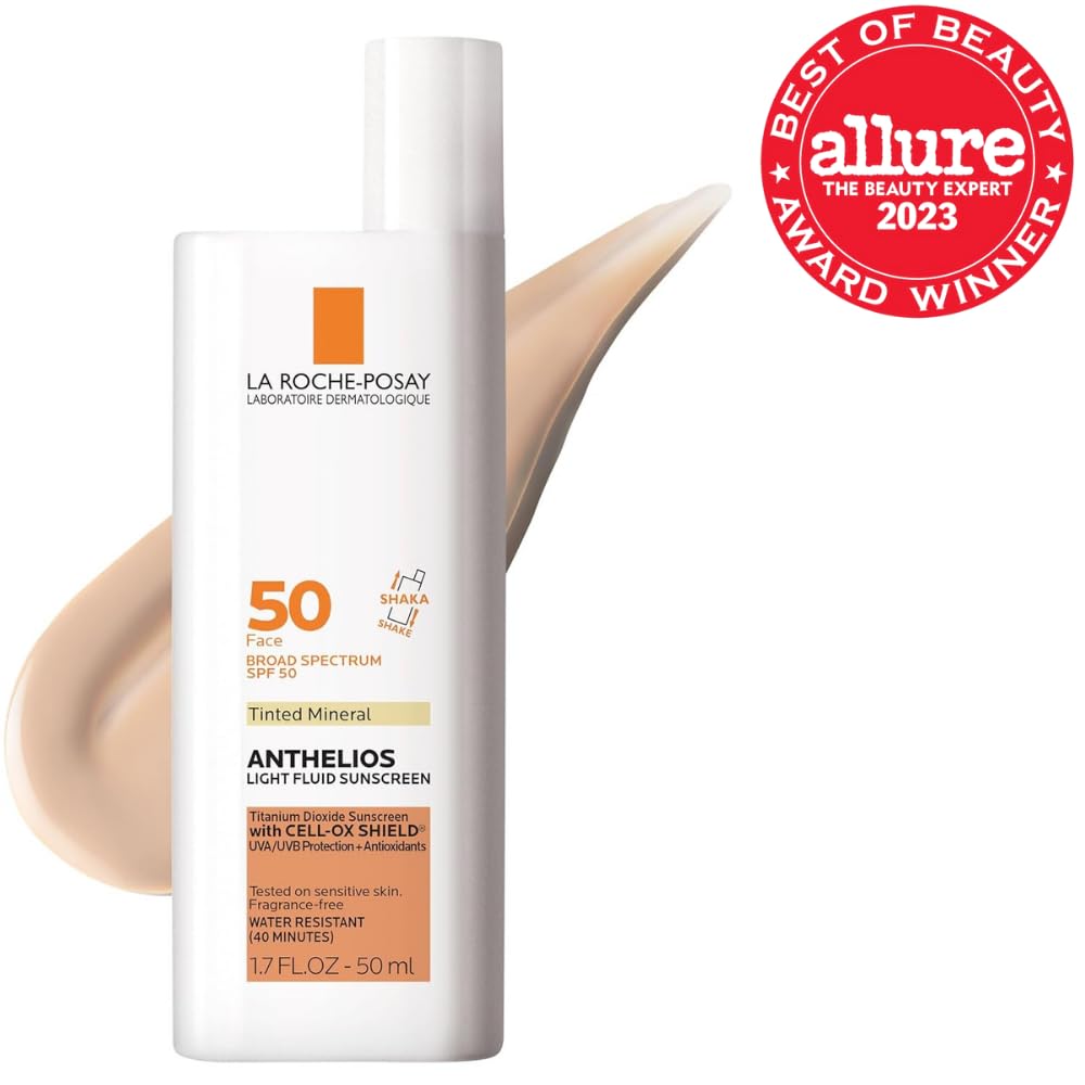 La Roche-Posay Anthelios Sunscreen SPF 40, Ultra-Light Fluid Broad Spectrum SPF 40, Face Sunscreen with Titanium Dioxide Mineral, Lightweight & Fast-Absorbing, Oil-Free, Matte Finish - Image 2