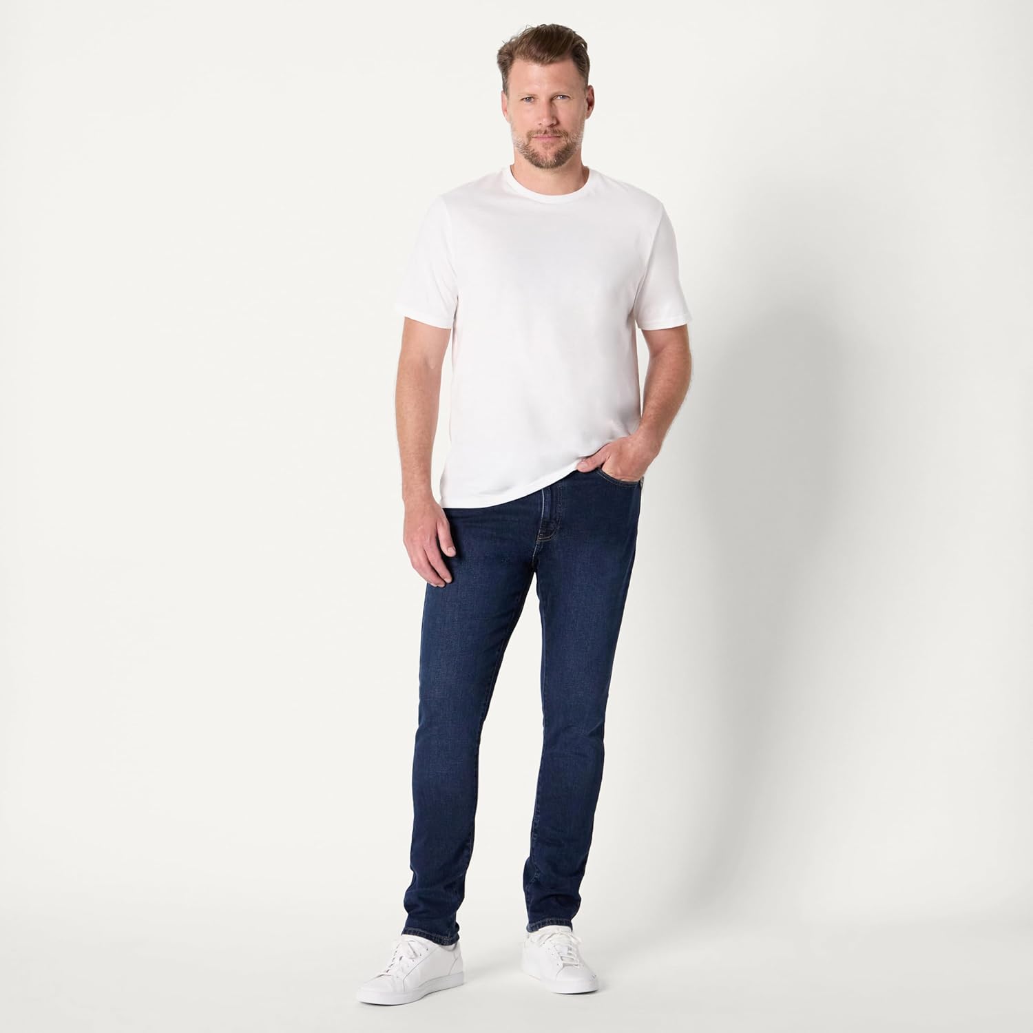 Amazon Essentials Men's Slim-Fit Jeans - Image 3