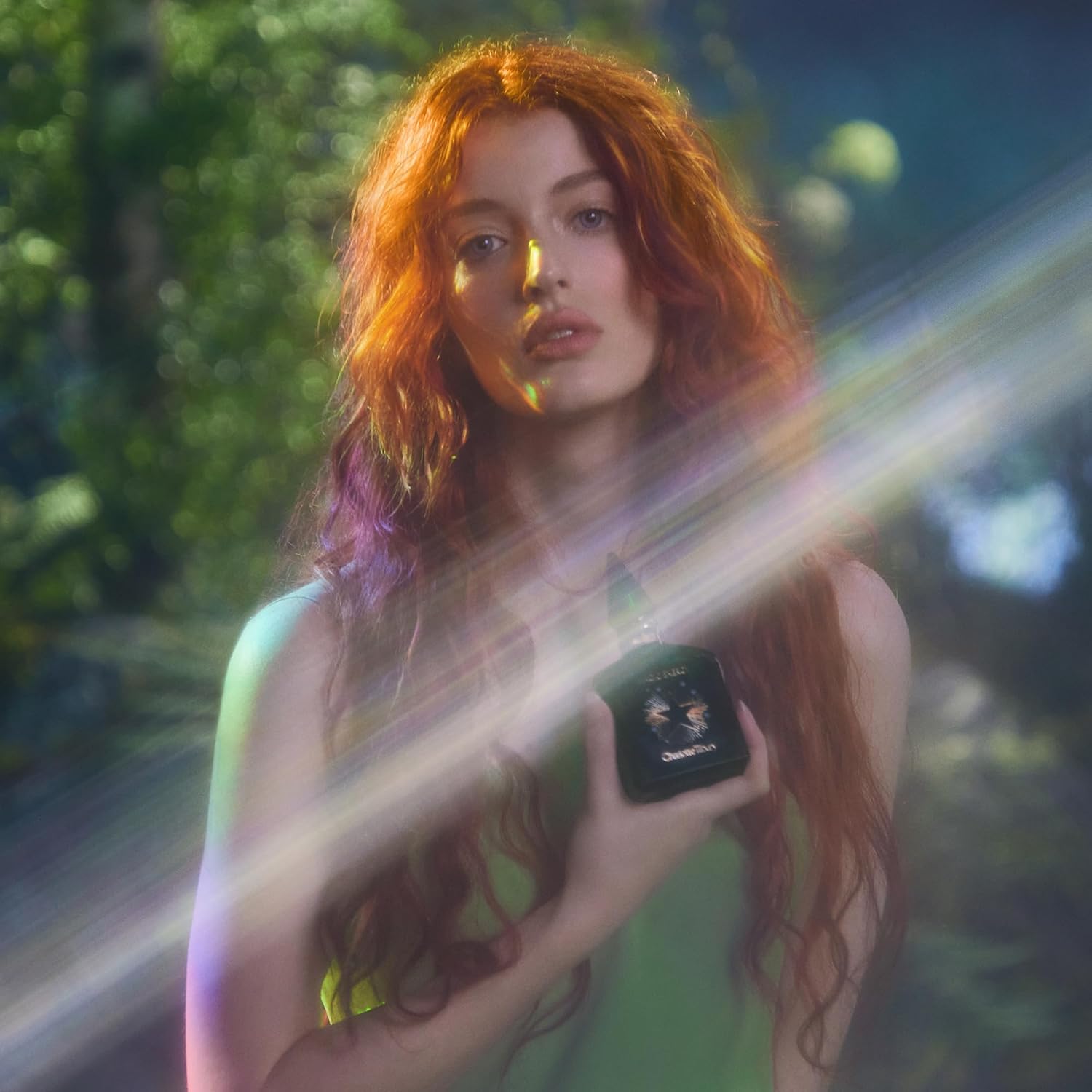 Charlotte Tilbury Magic Energy Eau De Parfum - Pheromone Enhancing Woody Perfume Enriched with Naturally-Derived Oil - Long-Lasting Scent with Notes of Bergamot, Cashmere Wood & Palo Santo - Image 4