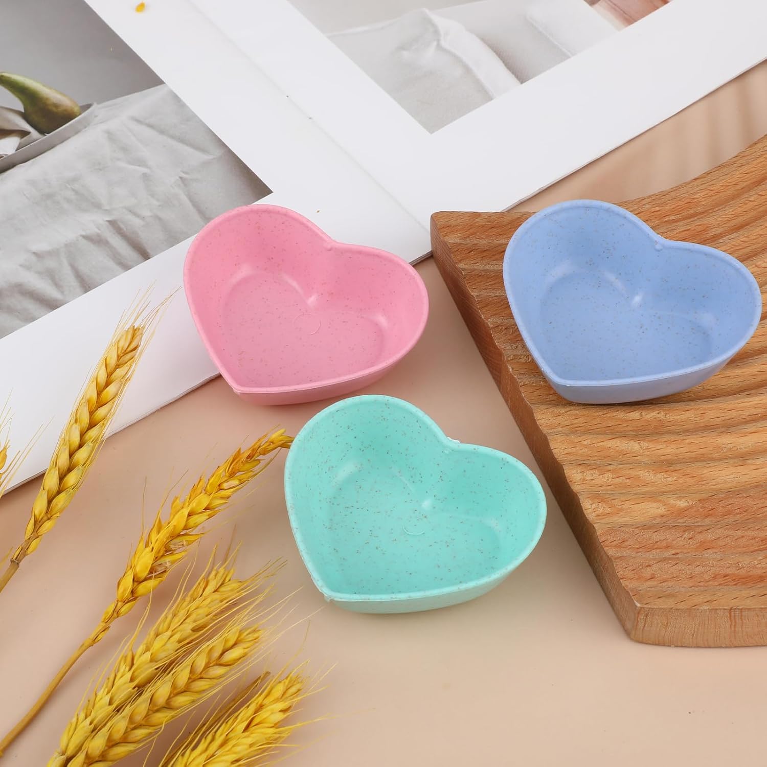 3 Pack Hamster Food Bowl Rabbit Guinea Pig Food Dish Cute Heart Shape Water Dish for Hamster Hedgehog Gerbil Small Animals Rat Rodent (Green, Blue and Pink) - Image 6