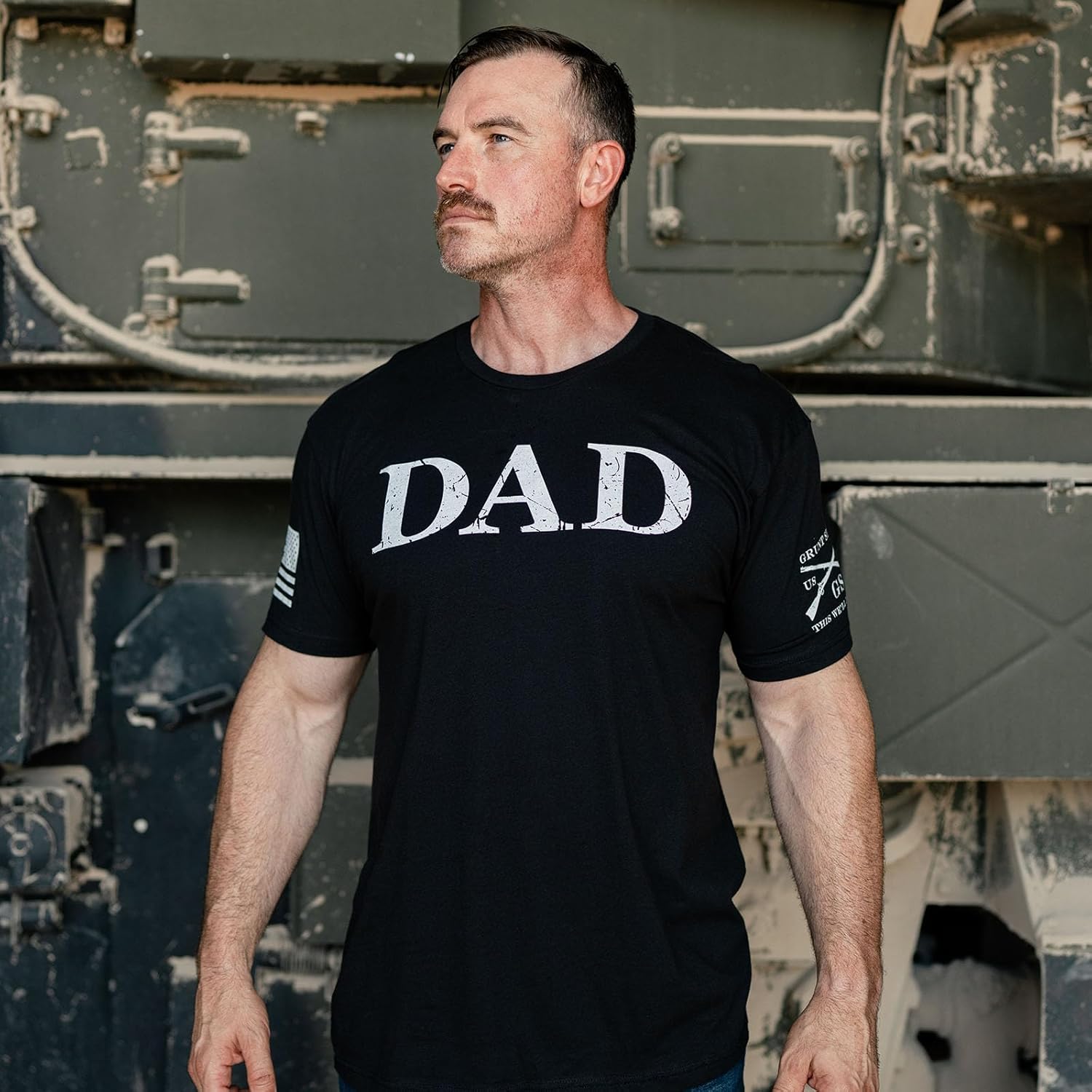 Grunt Style Dad Defined Men's T-Shirt - Image 3