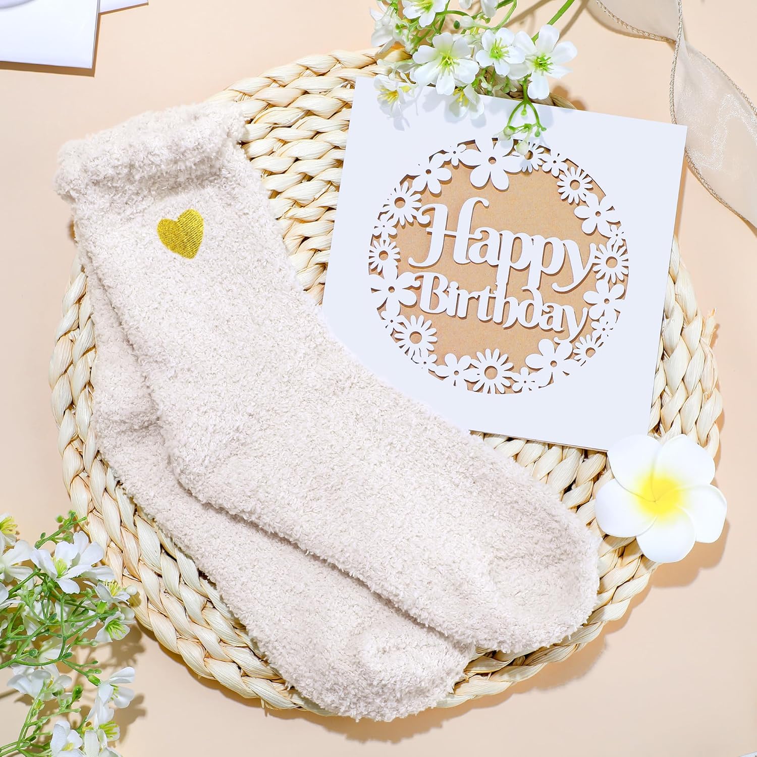 Birthday Gifts for Teen Girls, Women, Teenage Girl Birthday Gift Sets for Teen Girls Tween Gifts for Teenage Girl Cute Daisy Aesthetic Glass Cup Gift Basket for Teens, Women, Sister, Her, Friend - Image 6