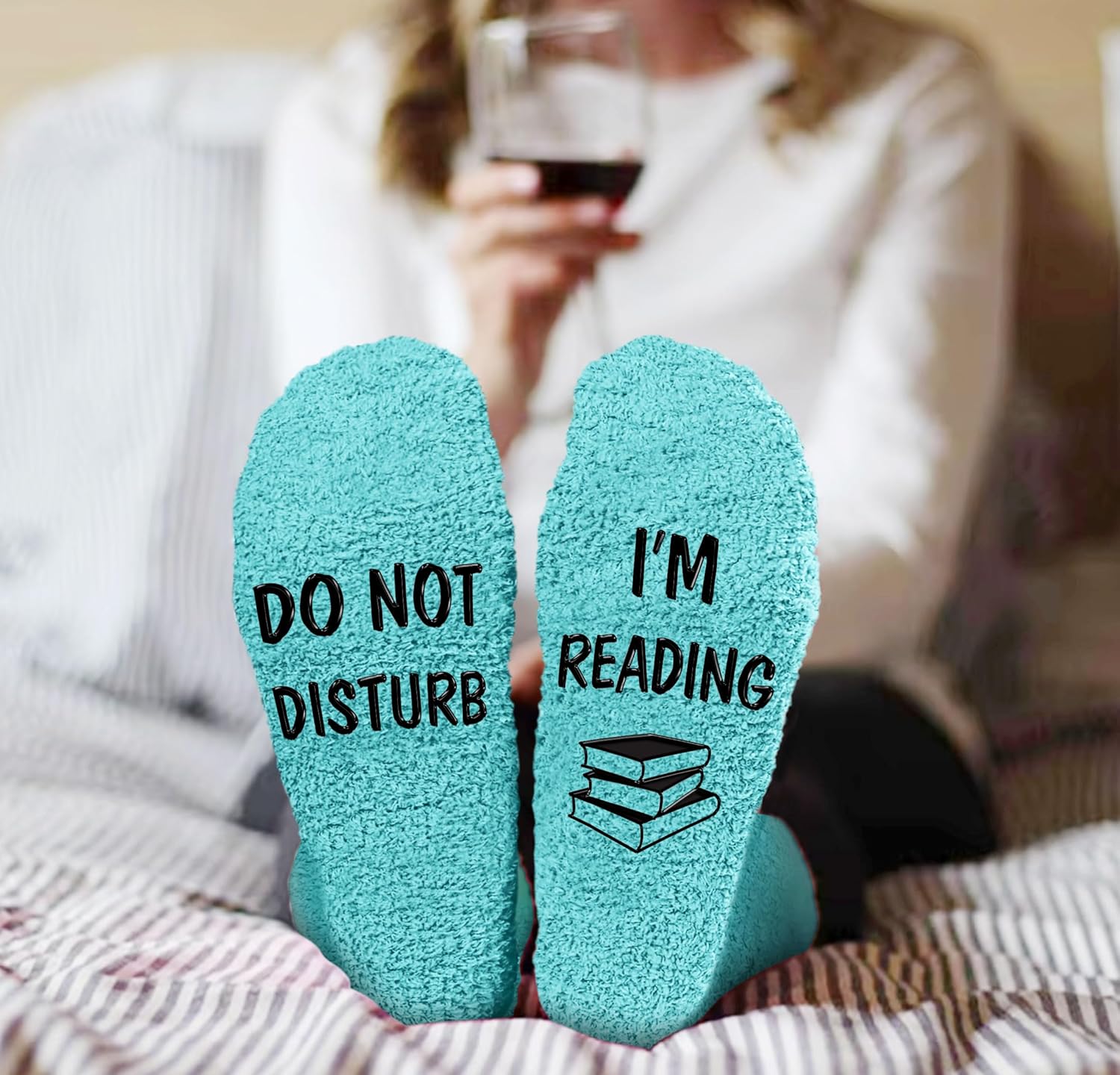 VICRAZY Book Lovers Gifts - Funny Socks for Book Lovers - Gift for Readers - Reading Stuff, Stocking Stuffers for Men, Women - Image 7