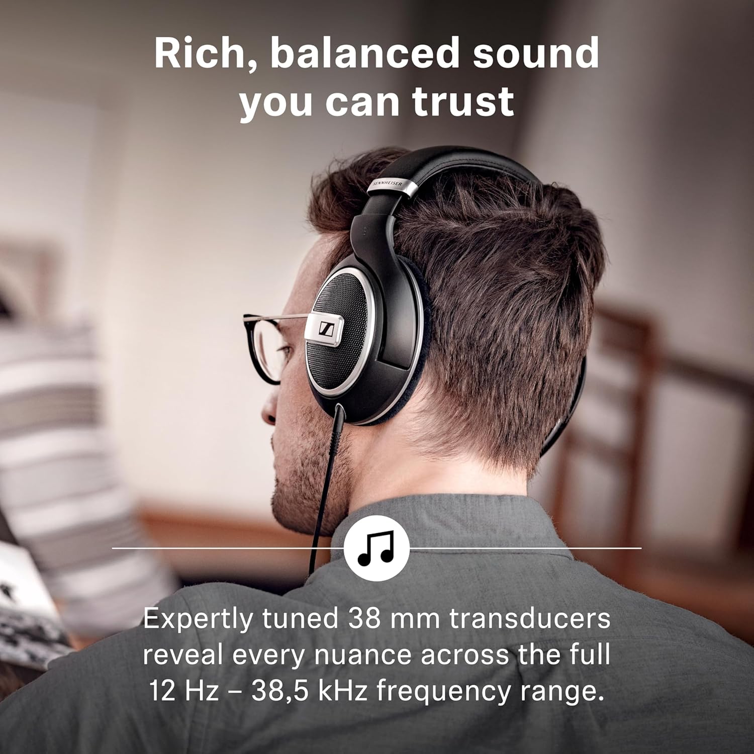 Sennheiser HD 599 SE Open-Back Headphones, Premium Design, Natural Balanced Audio, Comfortable Fit, Wired Headphones for Music, Gaming, School, Work, Black - Image 7